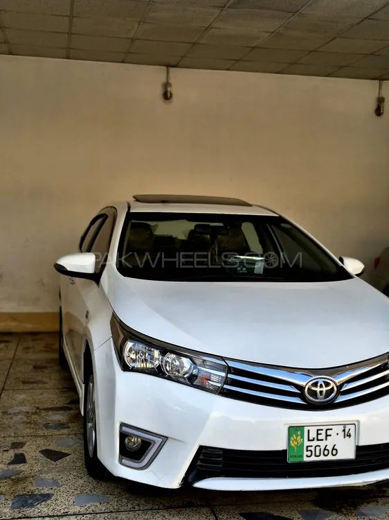Toyota Corolla 2014 for Sale in Peshawar Image-1