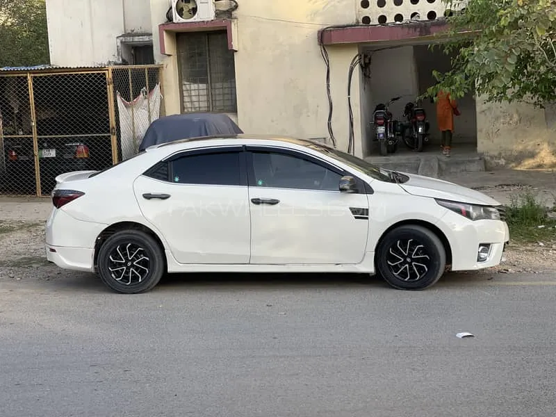Toyota Corolla 2014 for Sale in Islamabad Image-1
