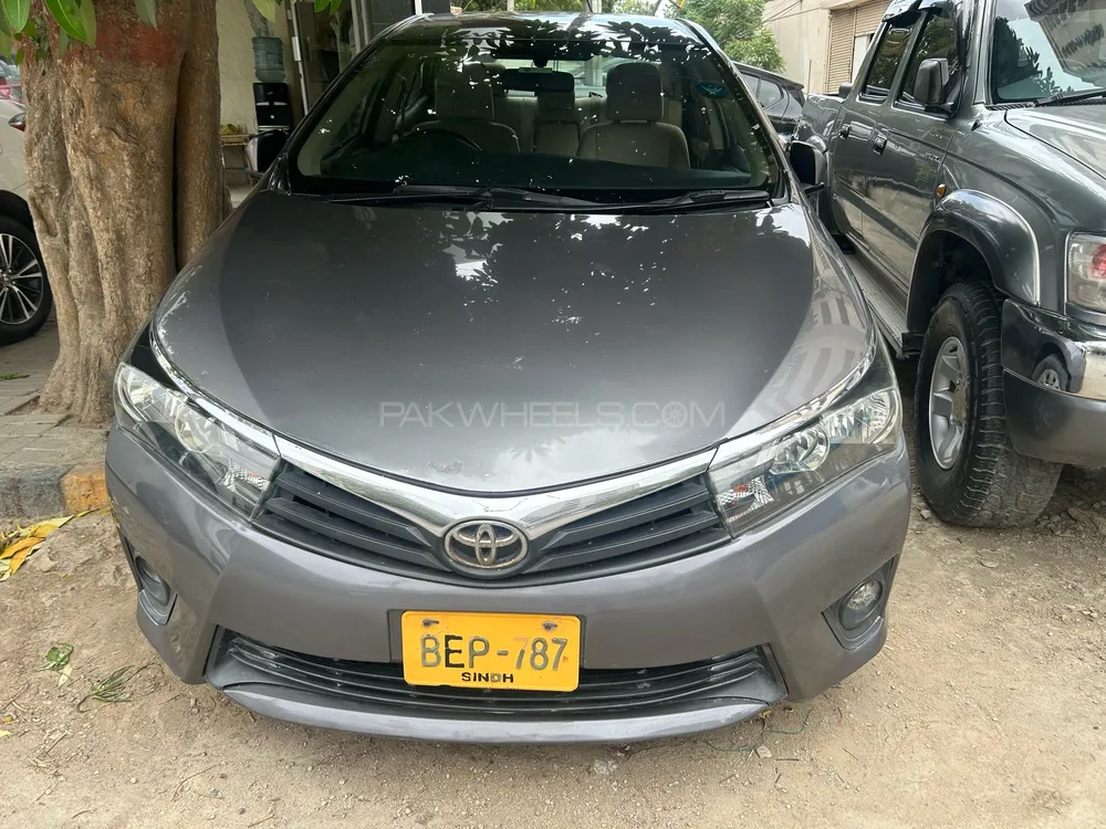 Toyota Corolla 2015 for Sale in Karachi Image-1
