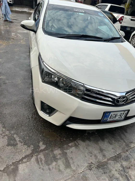 Toyota Corolla 2016 for Sale in Peshawar Image-1