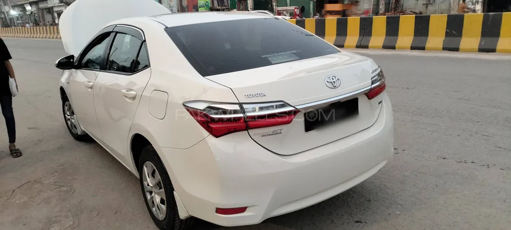 Toyota Corolla 2017 for Sale in Sialkot Image-1