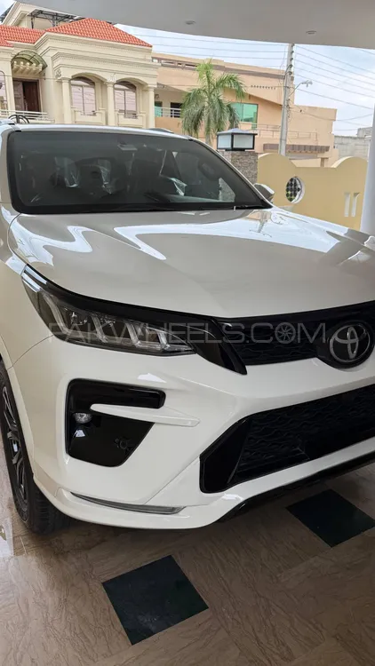Toyota Fortuner 2025 for Sale in Sialkot Image-1