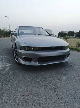 Mitsubishi Galant Base Grade 1.8 1996