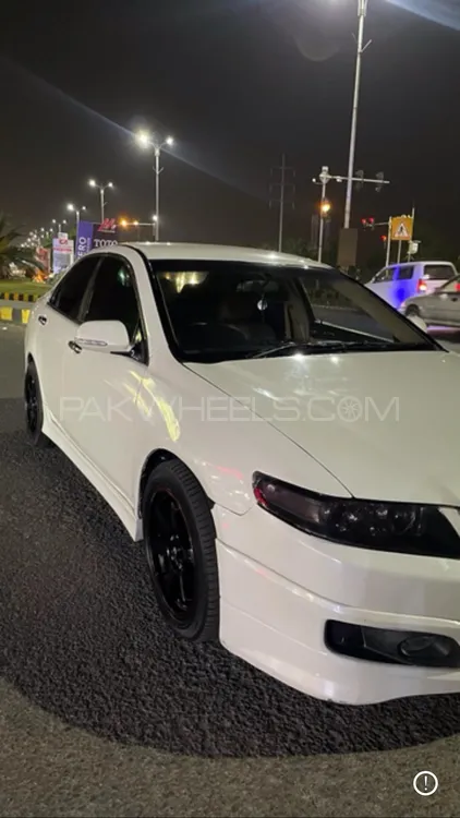 Honda Accord 2004 for Sale in Lahore Image-1