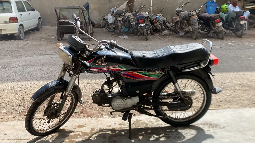 Honda CD 70 2017 for Sale Image-1