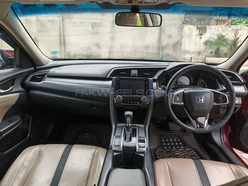 Honda Civic 2018 for Sale in Sialkot Image-1