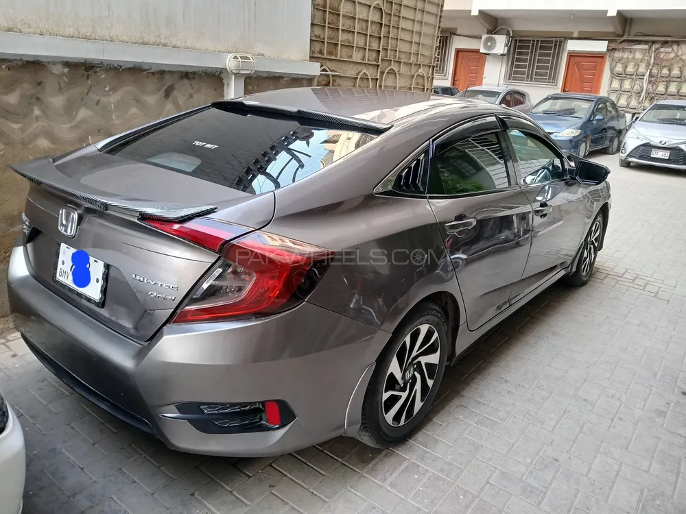 Honda Civic 2018 for Sale in Karachi Image-1