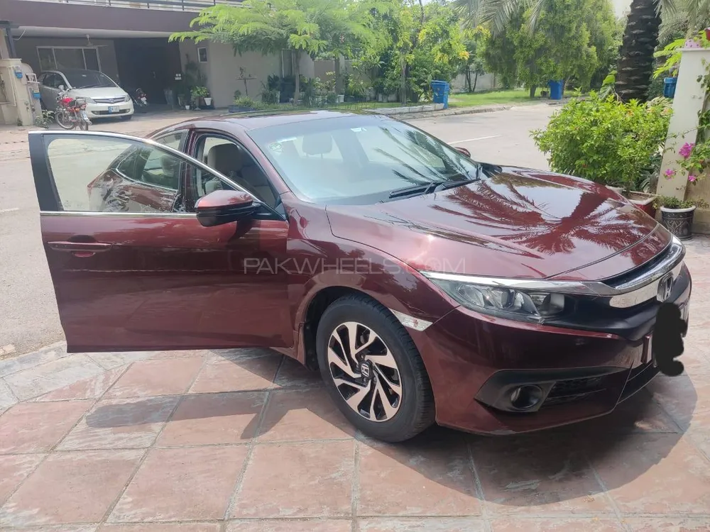 Honda Civic 2018 for Sale in Islamabad Image-1