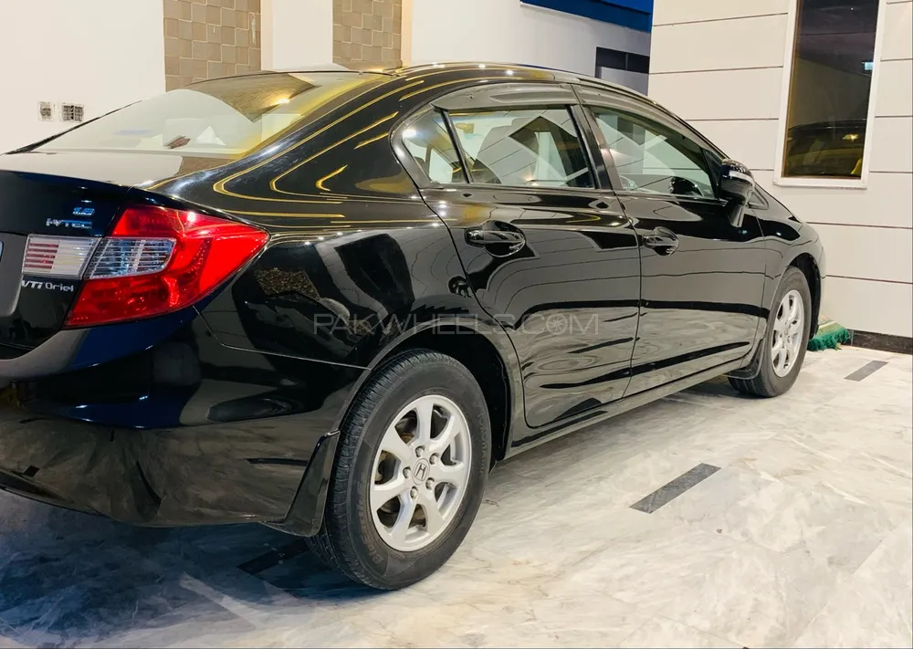 Honda Civic 2015 for Sale in Peshawar Honda Civic 2015 for Sale in Peshawar Image-5
