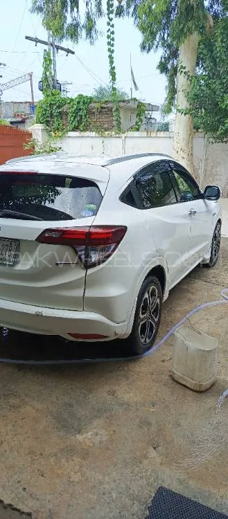 Honda Vezel 2014 for Sale in Islamabad Image-1