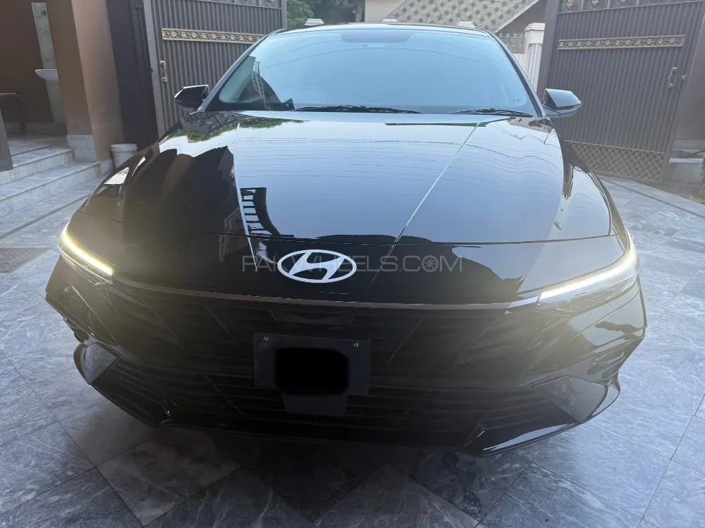 Hyundai Elantra 2025 for Sale in Multan Image-1