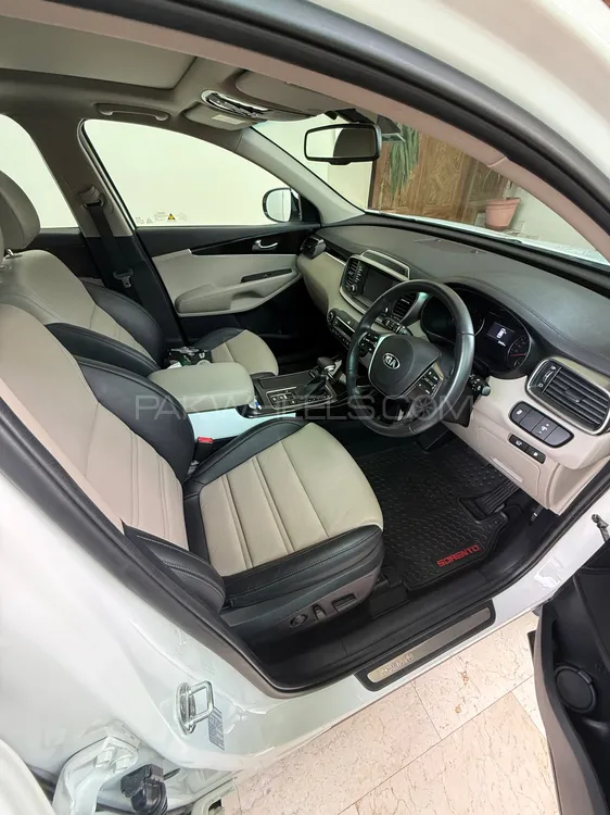 KIA Sorento 2022 for Sale in Islamabad KIA Sorento 2022 for Sale in Islamabad Image-10