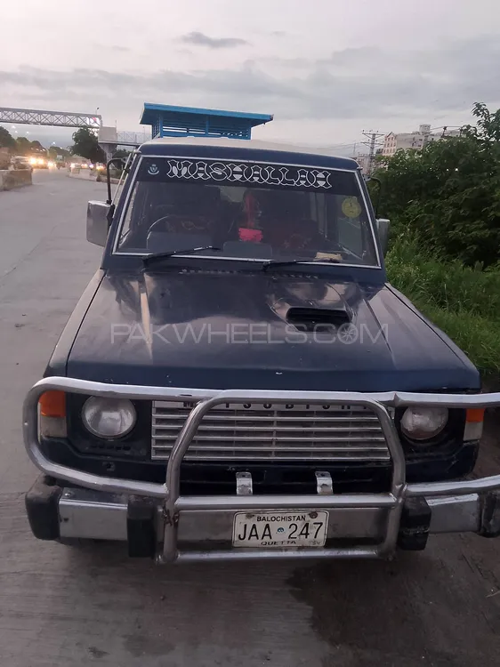 Mitsubishi Pajero 1986 for Sale in Islamabad Image-1