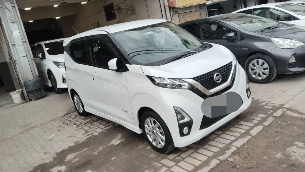 Nissan Dayz 2020 for Sale in Karachi Image-1