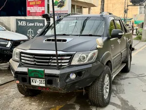 Toyota Hilux D-4D Automatic 2011 for Sale