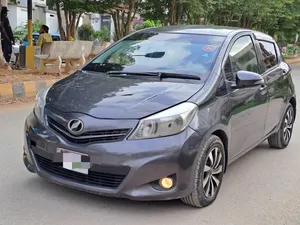 Toyota Vitz F 1.0 2012 for Sale