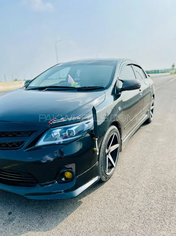 Toyota Corolla 2011 for Sale in Peshawar Image-1