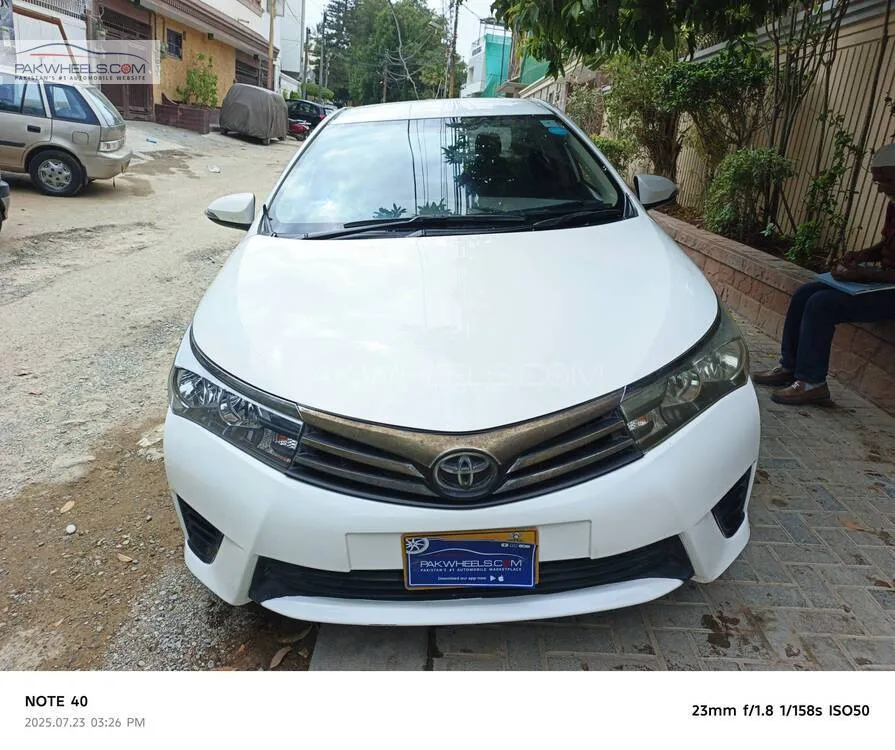 Toyota Corolla 2016 for Sale in Karachi Image-1