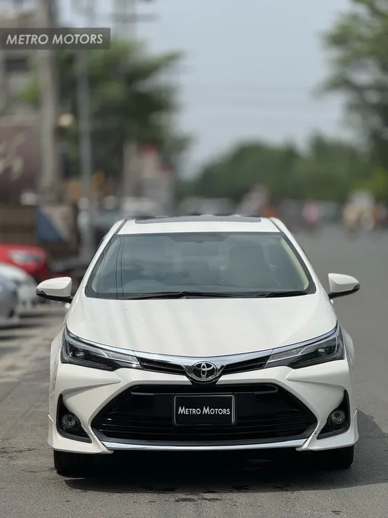 Toyota Corolla 2023 for Sale in Lahore Image-1