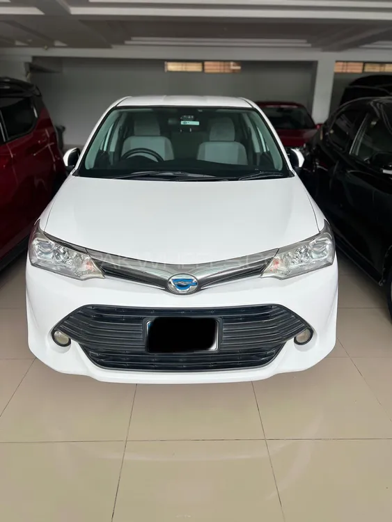 Toyota Corolla Axio 2016 for Sale in Multan Image-1