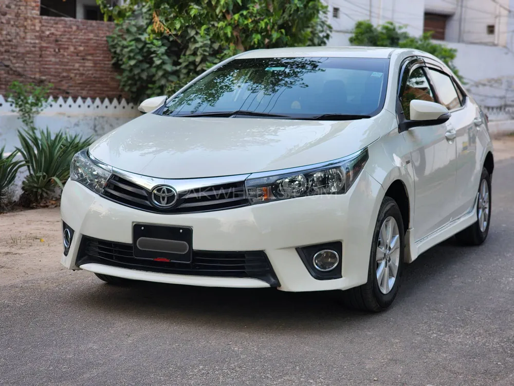 Toyota Corolla 2016 for Sale in Multan Image-1