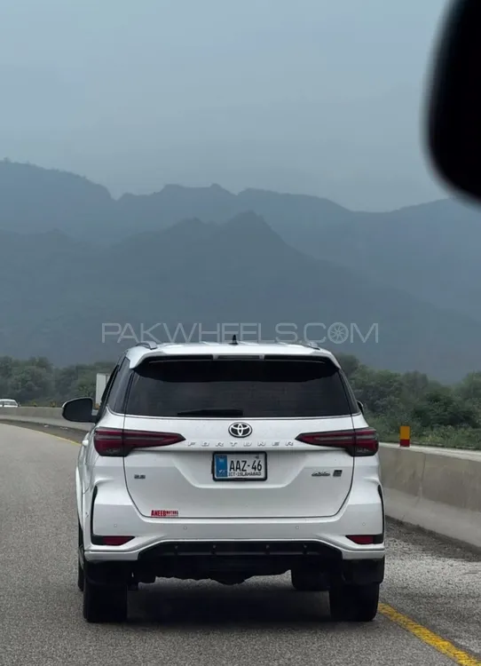Toyota Fortuner 2024 for Sale in Lahore Image-1