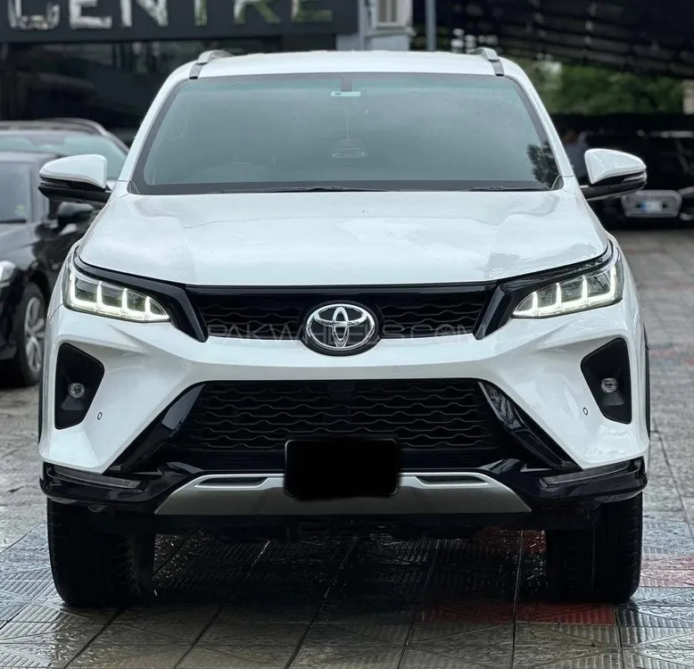 Toyota Fortuner 2023 for Sale in Islamabad Image-1