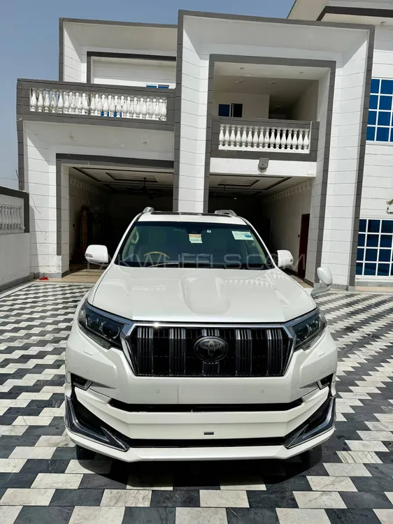 Toyota Prado 2019 for Sale in Mandi bahauddin Image-1
