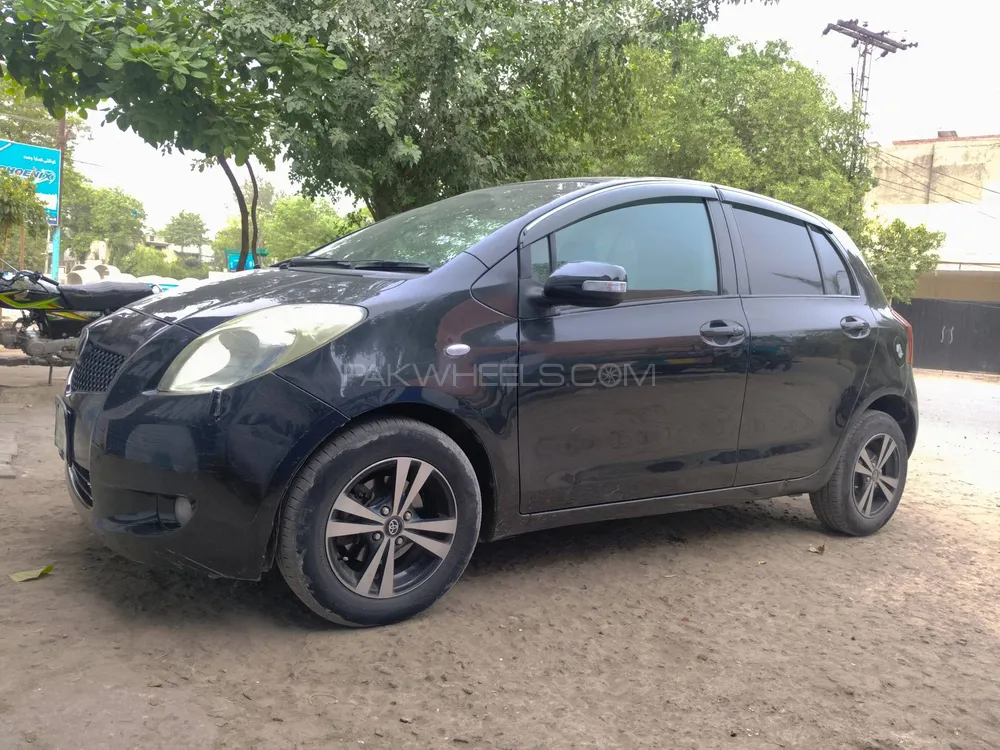 Toyota Vitz 2005 for Sale in Sheikhupura Image-1