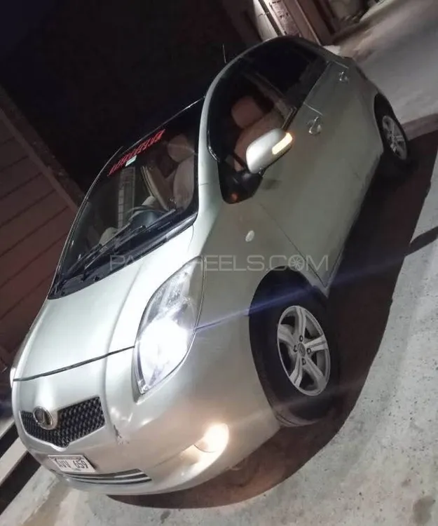 Toyota Vitz 2007 for Sale in Quetta Image-1
