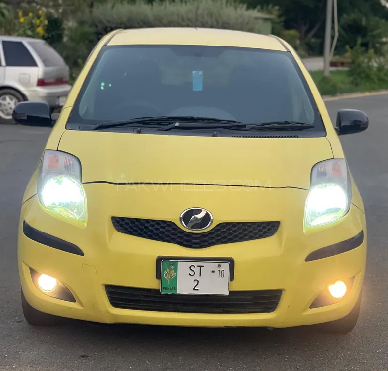Toyota Vitz 2009 for Sale in Faisalabad Image-1