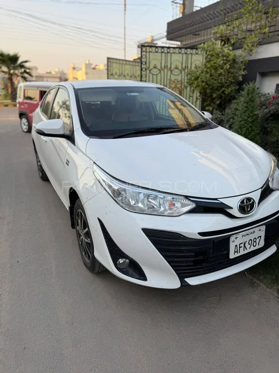 Toyota Yaris Sedan 2021 for Sale in Lahore Image-1
