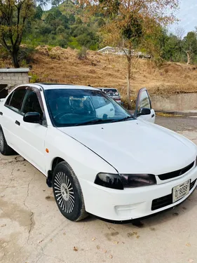 Mitsubishi Lancer GLX 1.3 1996
