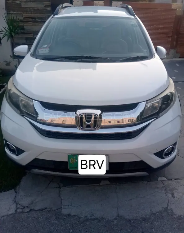 Honda BR-V 2017 for Sale in Lahore Image-1