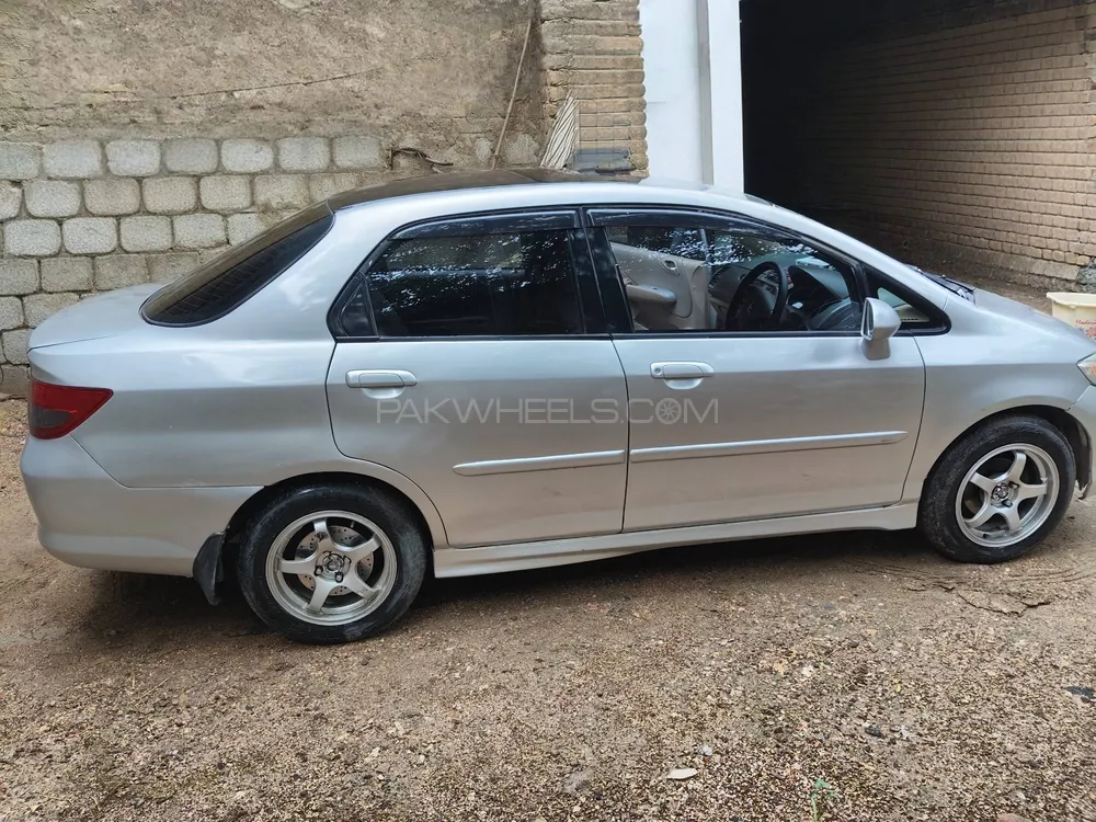 Honda City 2005 for Sale in Chakwal Image-1