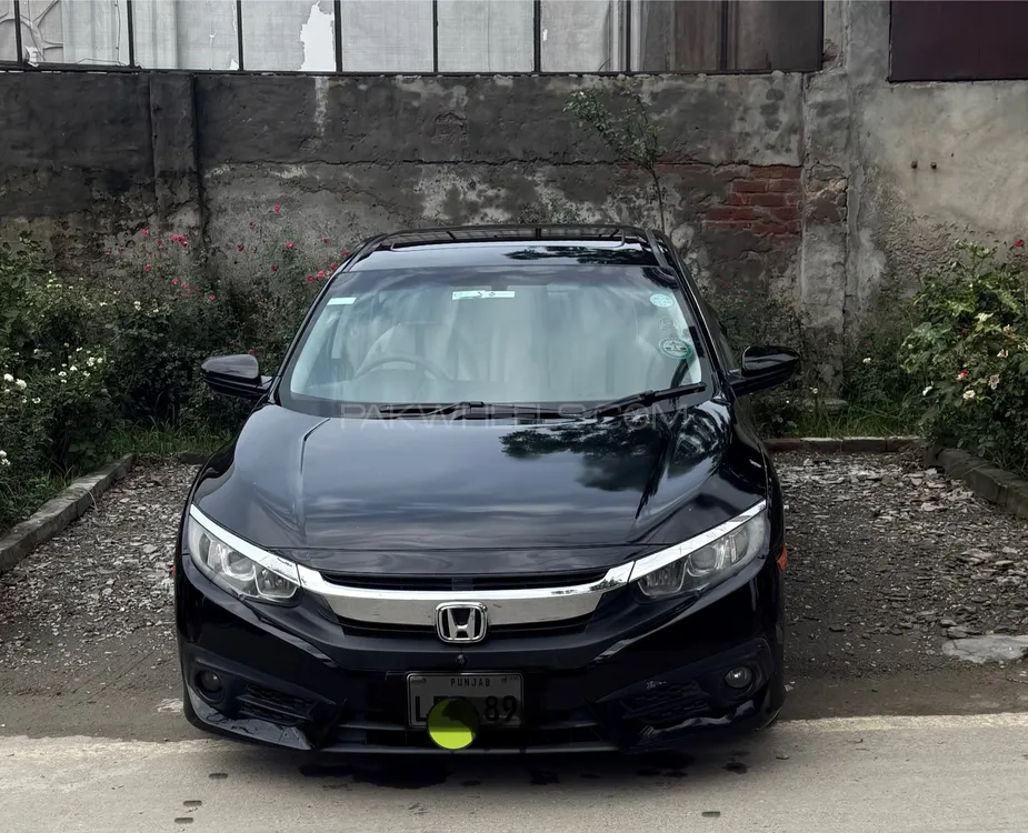 Honda Civic 2018 for Sale in Lahore Image-1