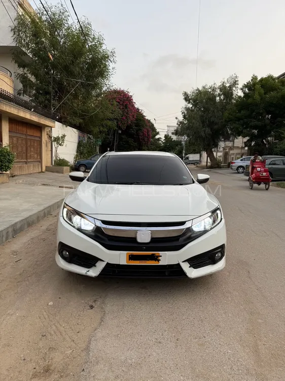 Honda Civic 2018 for Sale in Karachi Image-1