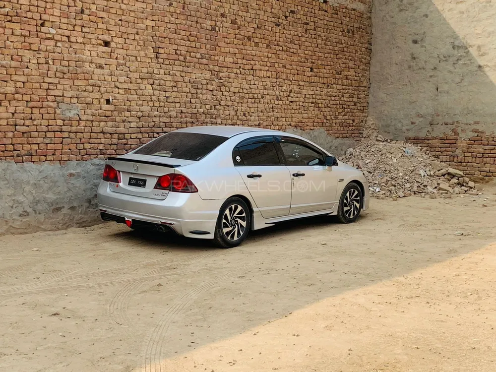 Honda Civic 2009 for Sale in Gojra Image-1
