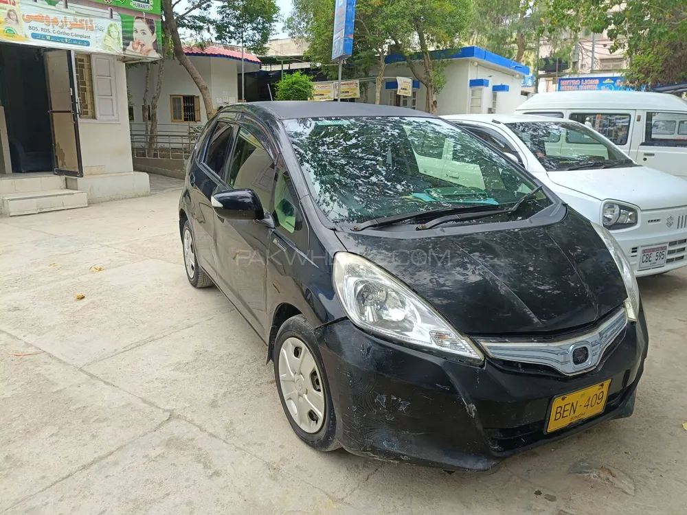 Honda Fit 2012 for Sale in Karachi Image-1