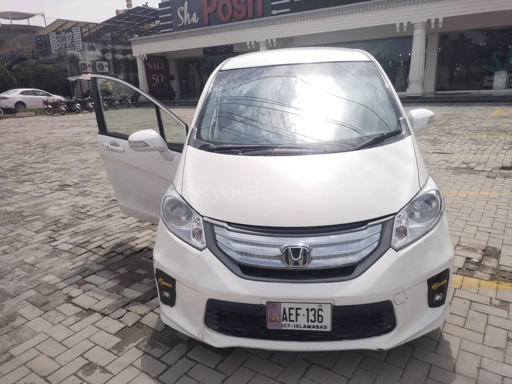 Honda Freed 2013 for Sale in Gujranwala Image-1