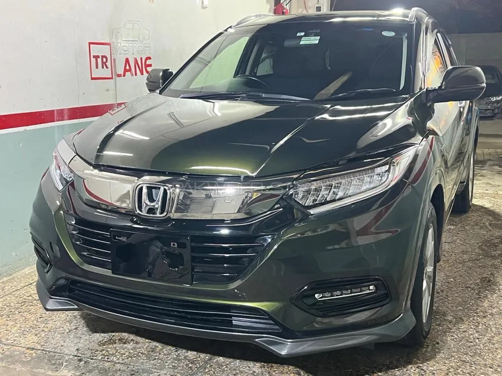 Honda Vezel 2014 for Sale in Karachi Image-1