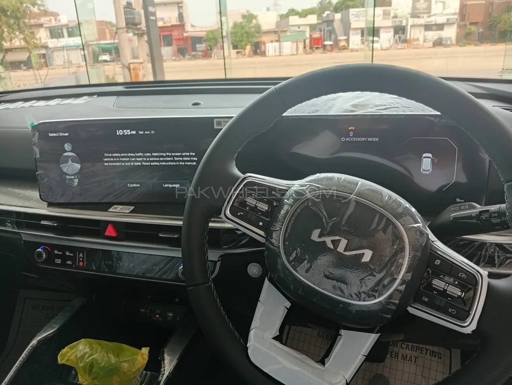 KIA Sorento 2025 for Sale in Sialkot KIA Sorento 2025 for Sale in Sialkot Image-9