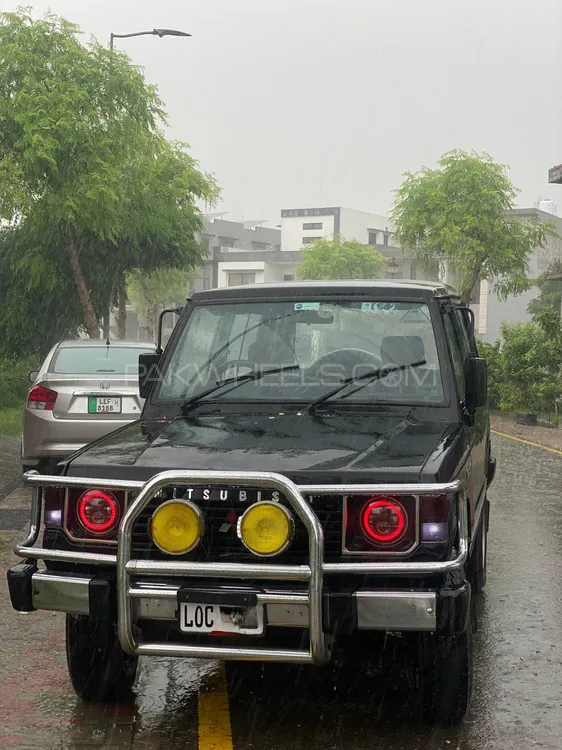 Mitsubishi Pajero 1990 for Sale in Lahore Image-1