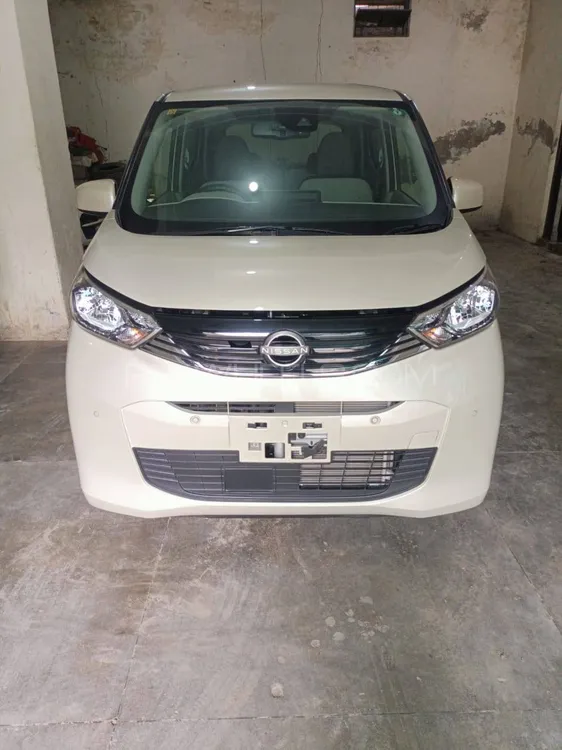 Nissan Dayz 2023 for Sale in Sialkot Image-1