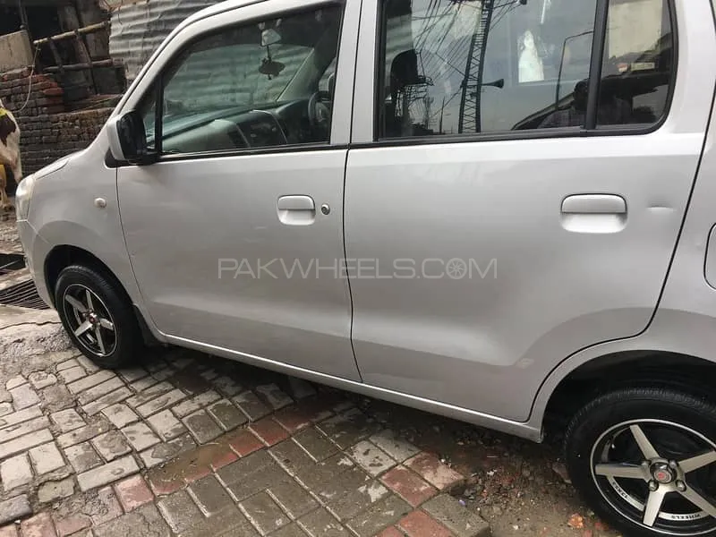 Suzuki Wagon R 2017 for Sale in Lahore Image-1