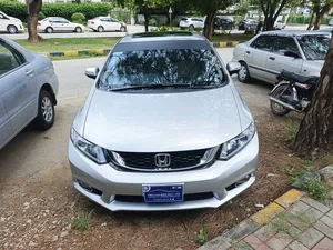 Honda Civic VTi Oriel 1.8 i-VTEC 2014 for Sale