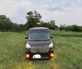 Nissan Dayz Roox X V Selection 2014 for Sale