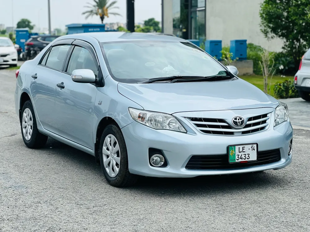 Toyota Corolla 2014 for Sale in Lahore Image-1