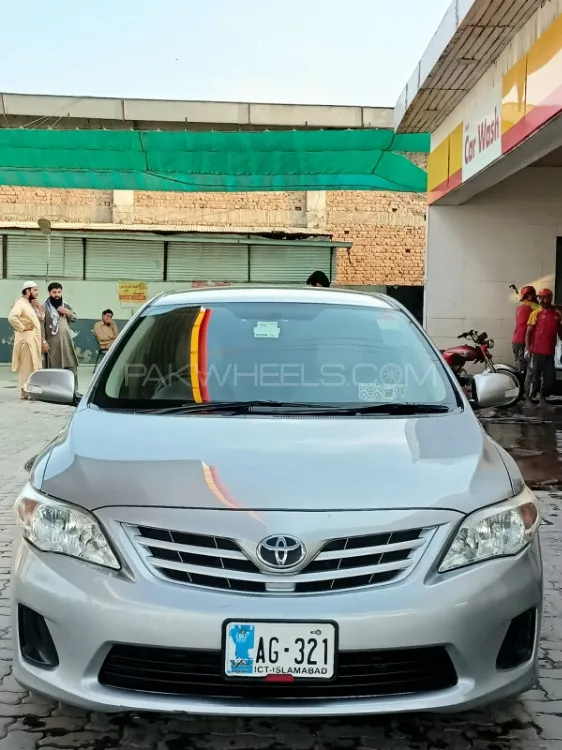 Toyota Corolla 2013 for Sale in Peshawar Image-1