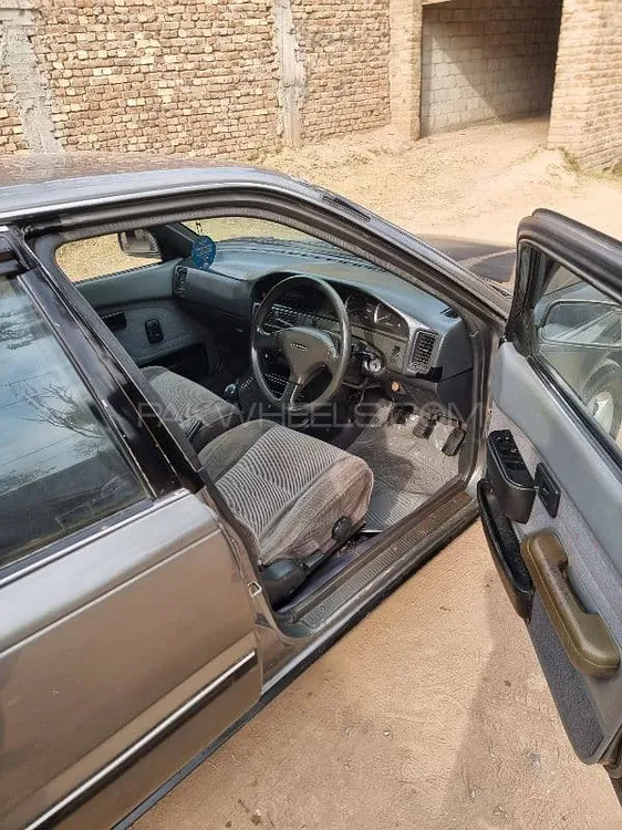Toyota Corolla 1990 for Sale in Peshawar Image-1